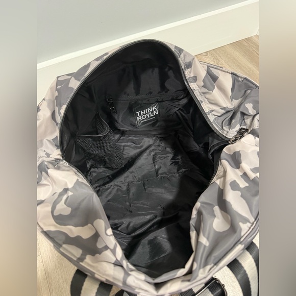 THINK ROYLN Camouflage Tote and Backpack Set - Picture 4 of 13